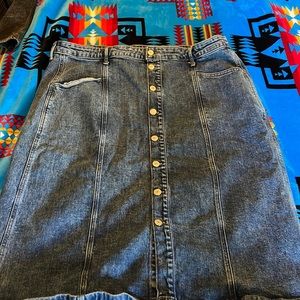 OLD NAVY DENIM SKIRT